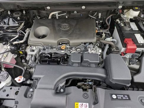 Used 2024 Toyota RAV4 XLE Premium image 36