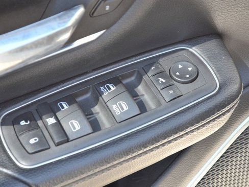 Used 2022 RAM 1500 Laramie w/ Sport Appearance Package image 16