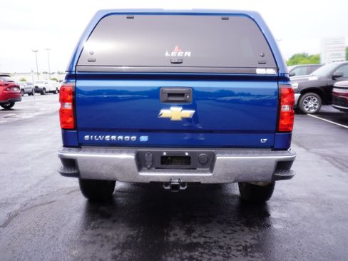 Used 2018 Chevrolet Silverado 1500 LT w/ LT Eassist Package AWD/4WD image 6