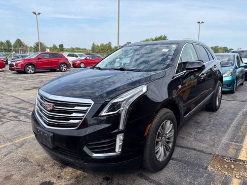Used 2018 Cadillac XT5 Luxury w/ Driver Awareness Package AWD/4WD image 1