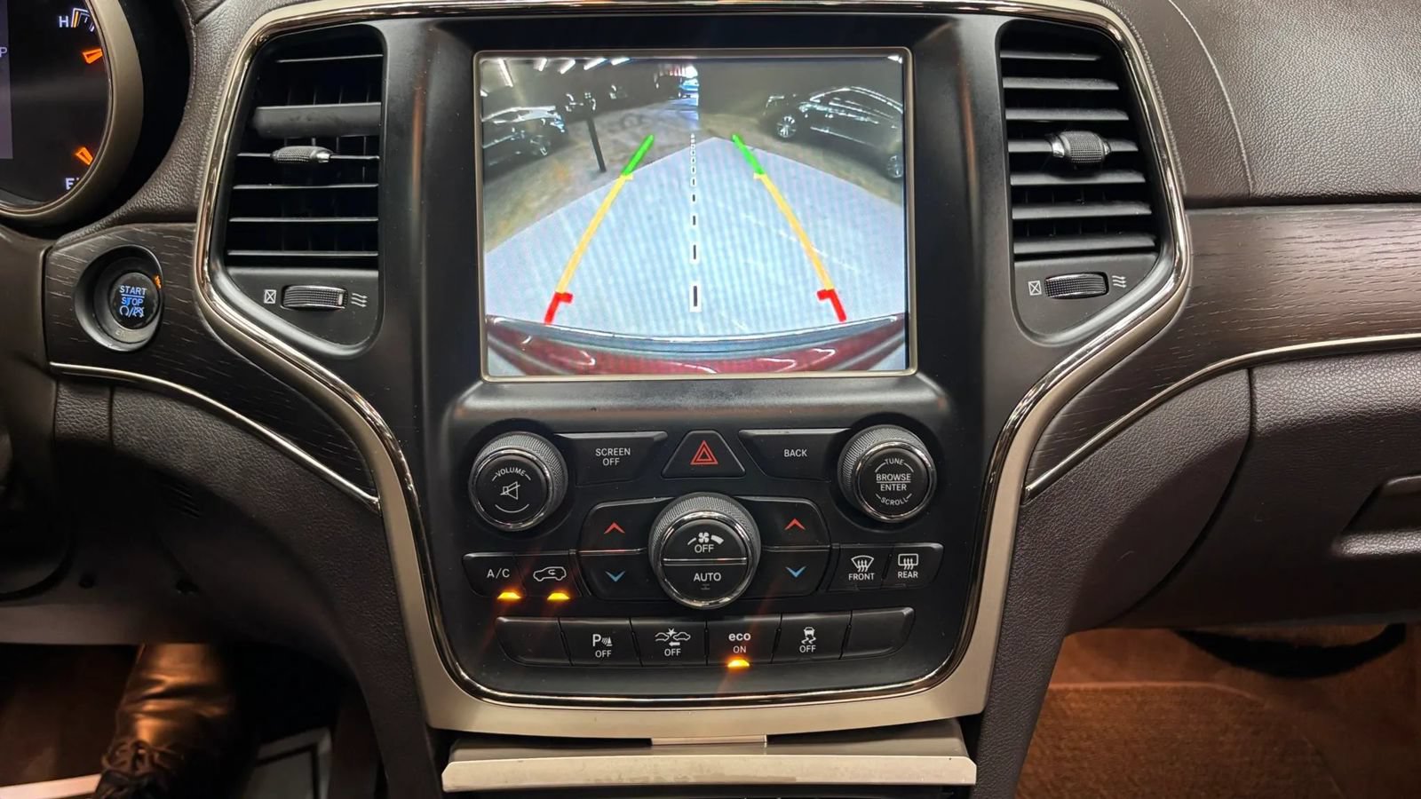 Used 2014 Jeep Grand Cherokee Summit AWD/4WD image 9
