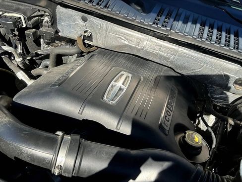 Used 2016 Lincoln Navigator Select image 34