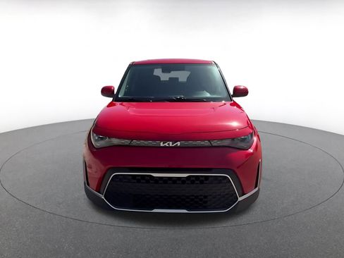 Used 2025 Kia Soul LX w/ LX Technology Package image 4