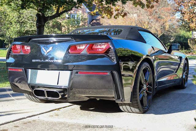 Used 2014 Chevrolet Corvette Stingray Convertible w/ 3LT Preferred Equipment Group RWD image 17