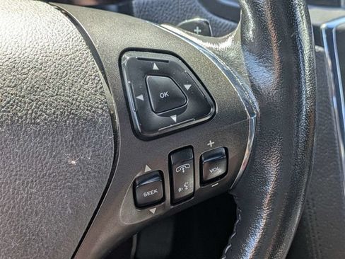 Used 2013 Lincoln MKS FWD image 26