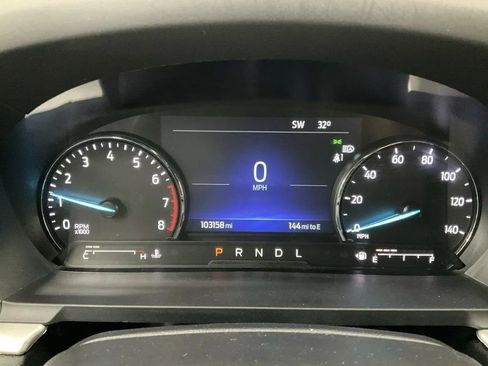 Used 2022 Ford Explorer XLT image 20