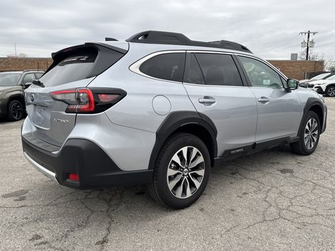 Certified 2025 Subaru Outback Limited image 3