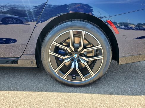 New 2026 BMW 740i xDrive AWD/4WD image 30