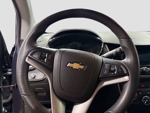Used 2018 Chevrolet Trax LT w/ LT Convenience Package AWD/4WD image 7