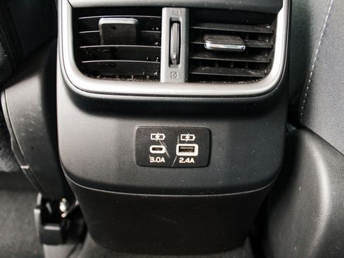 Used 2024 Subaru Outback Premium AWD/4WD image 23