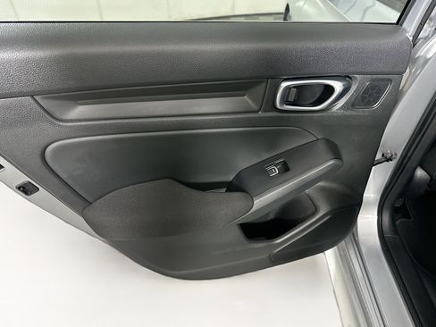 Used 2025 Honda Civic Sport image 25