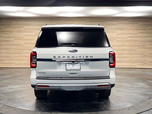 Used 2024 Ford Expedition Limited AWD/4WD image 25
