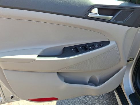 Used 2020 Hyundai Tucson SEL image 12