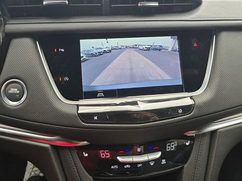 New 2026 Cadillac XT5 Luxury image 23