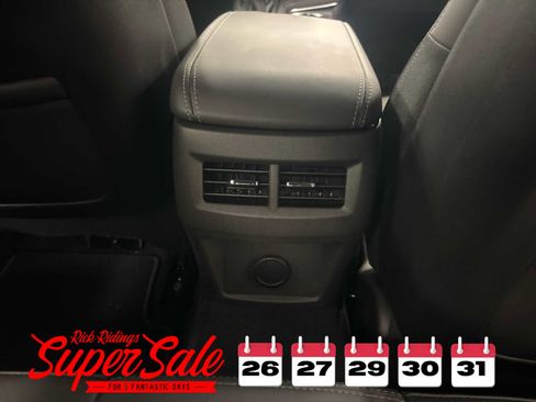 Used 2025 Cadillac CT4 Premium Luxury image 18