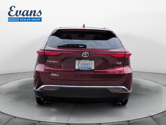 Used 2023 Toyota Venza XLE AWD/4WD image 6