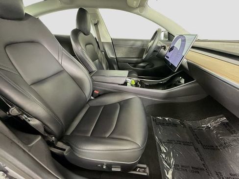 Used 2018 Tesla Model 3 Long Range RWD image 27