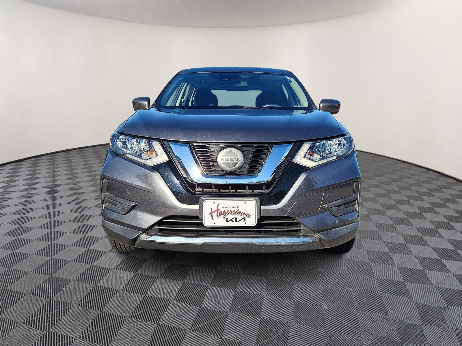 Used 2020 Nissan Rogue S AWD/4WD image 2