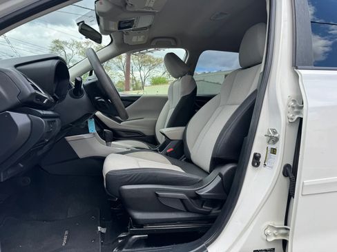 Used 2021 Subaru Forester image 18