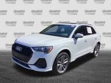 Used 2022 Audi Q3 2.0T Premium w/ Black Optic Sport Package image 5