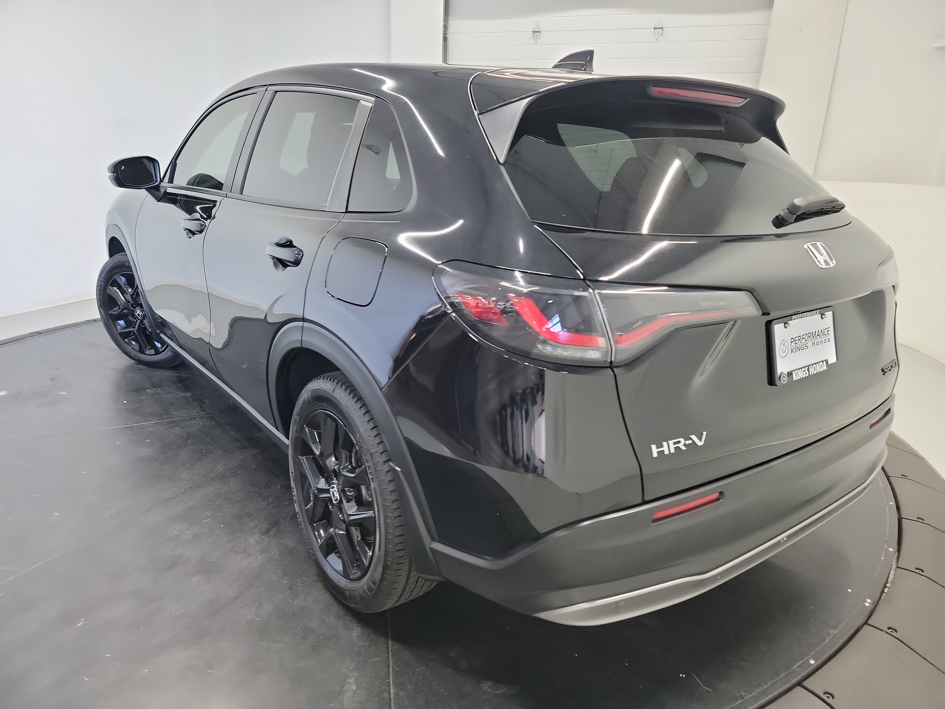 Used 2023 Honda HR-V Sport image 6