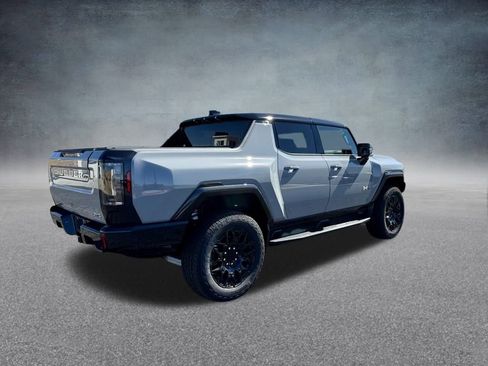 New 2026 GMC Hummer EV 4x4 Crew Cab image 4