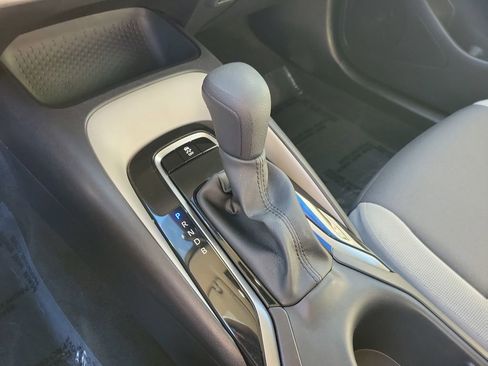 Used 2025 Toyota Corolla LE image 24