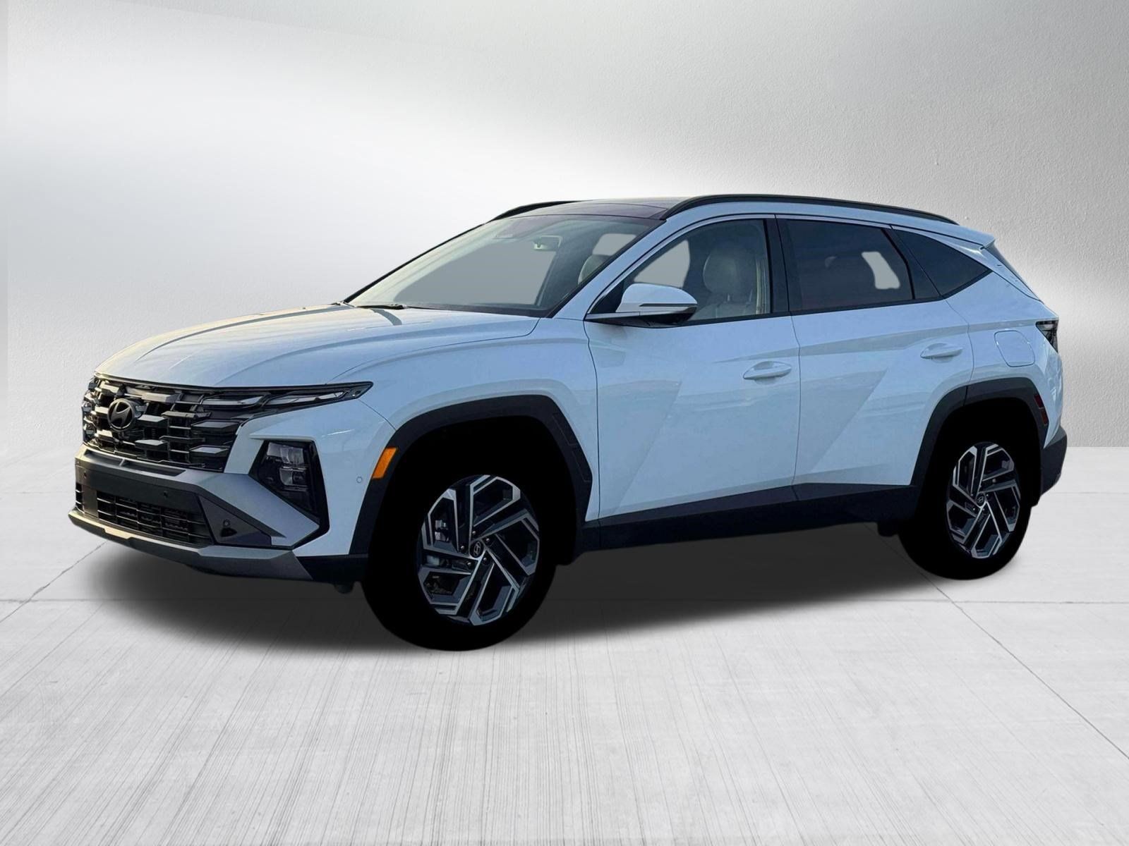 New 2026 Hyundai Tucson Limited AWD/4WD image 2