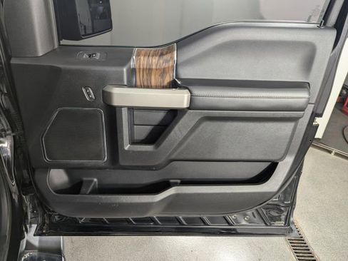 Used 2018 Ford F150 Lariat AWD/4WD image 27