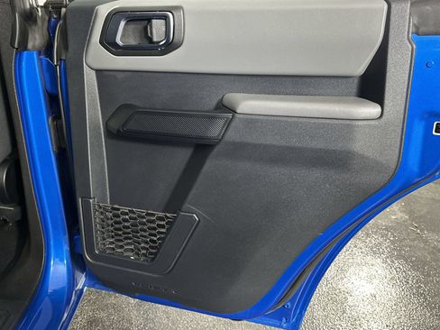 Used 2023 Ford Bronco 4-Door AWD/4WD image 32