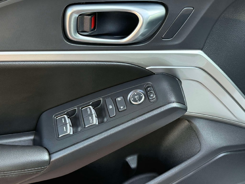 Certified 2025 Acura Integra FWD image 15