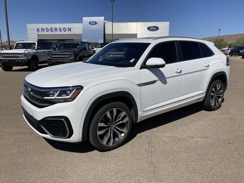 Used 2021 Volkswagen Atlas Cross Sport SEL R-Line image 1