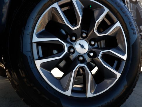 Used 2019 Chevrolet Silverado 1500 RST w/ All-Star Edition image 35