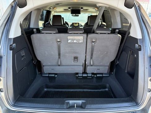 Used 2018 Honda Odyssey Elite image 24