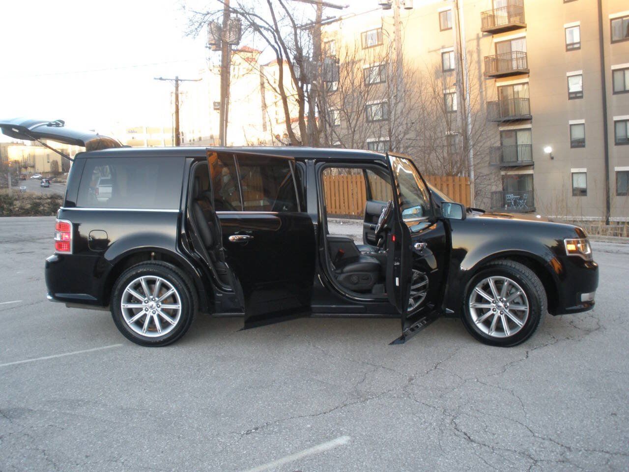 Used 2019 Ford Flex Limited AWD/4WD image 23