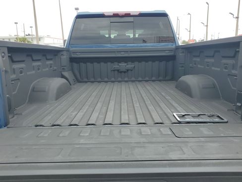 Used 2025 Chevrolet Silverado 2500 LTZ w/ LTZ Premium Package image 7