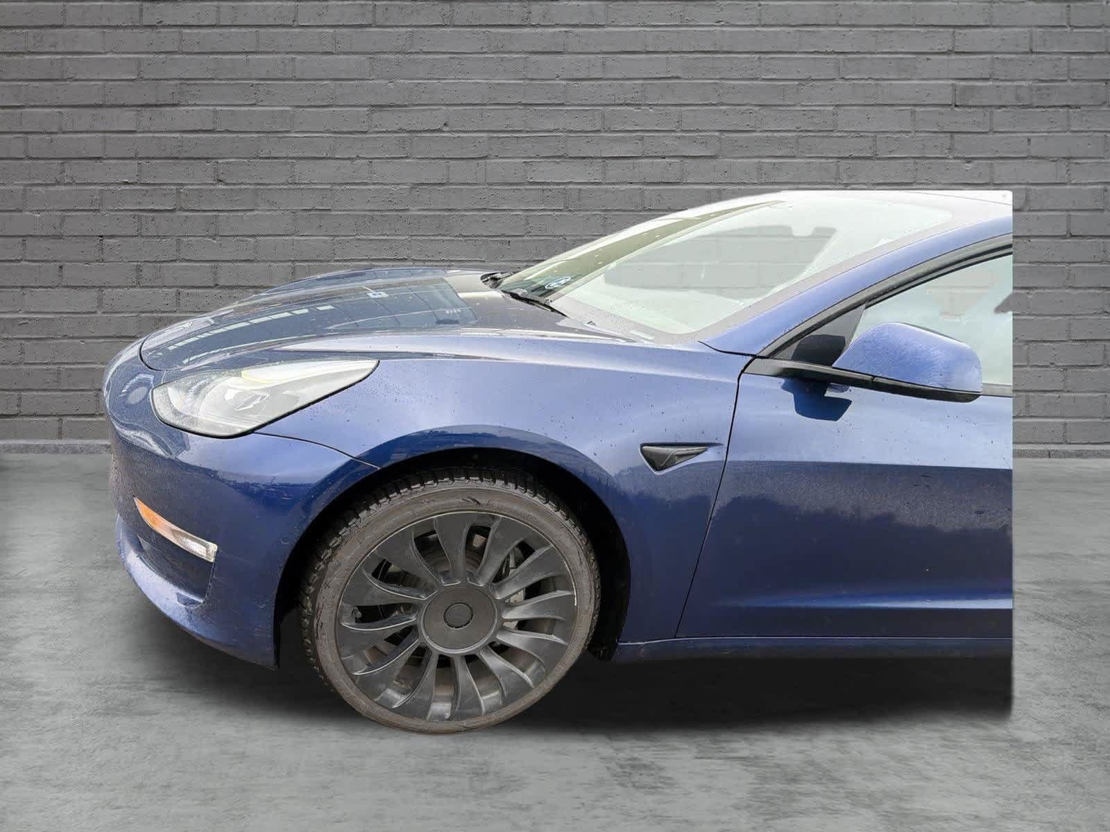 Used 2022 Tesla Model 3 Long Range AWD/4WD image 2