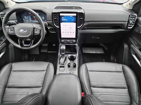 Used 2025 Ford Ranger Lariat w/ Advanced Towing Package image 14