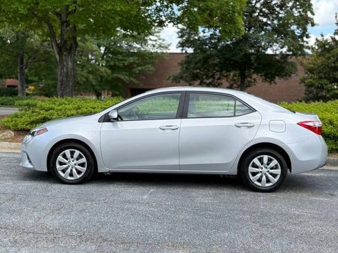 Used 2015 Toyota Corolla LE FWD image 7