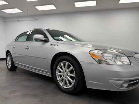 Used 2011 Buick Lucerne CXL w/ Driver Confidence Package FWD image 18