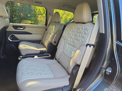 New 2026 Nissan Armada Platinum w/ Convenience Package image 16