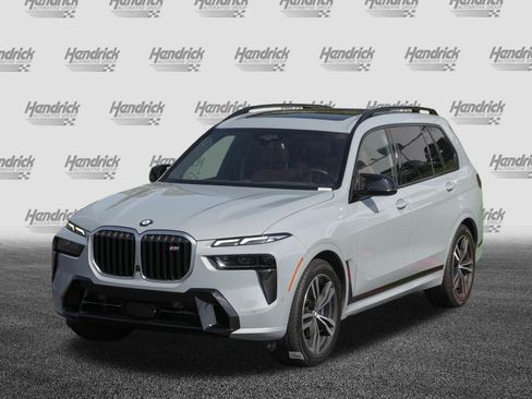 Certified 2026 BMW X7 M60i AWD/4WD image 5