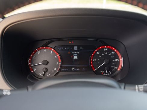 Used 2024 Nissan Frontier Pro-X w/ Pro Convenience Package image 13