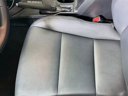 Used 2017 Toyota RAV4 Limited w/ Advanced Technology Package image 18