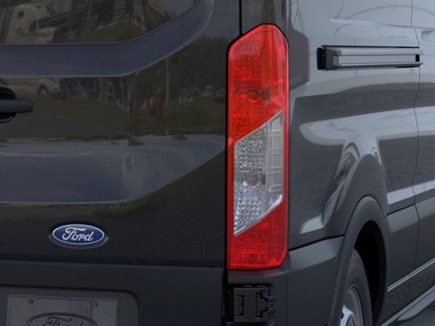 New 2026 Ford Transit 250 148 Medium Roof w/ Load Area Protection Package RWD image 21