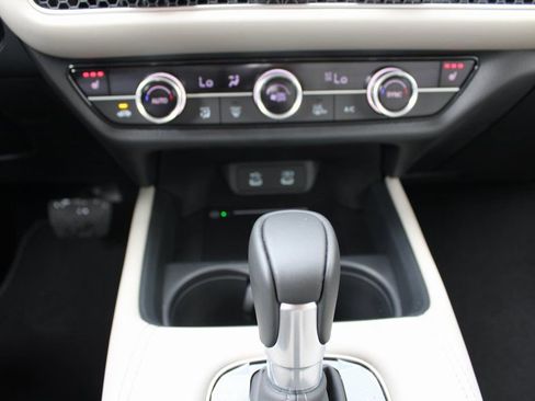 New 2026 Honda HR-V EX-L image 39