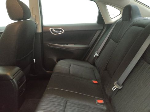 Used 2017 Nissan Sentra SV image 18