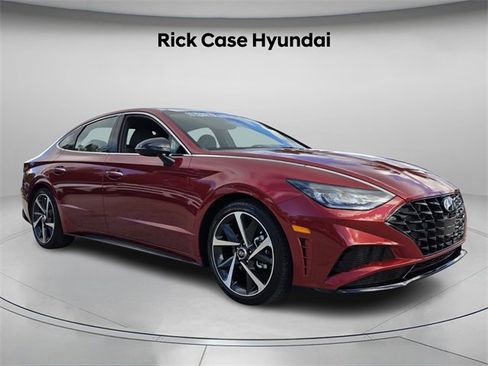Used 2023 Hyundai Sonata SEL Plus w/ Cargo Package image 9