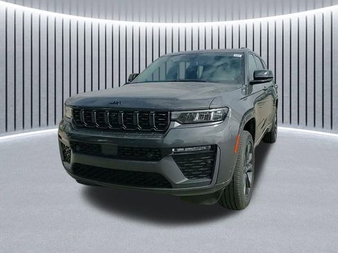 New 2026 Jeep Grand Cherokee L Limited image 18