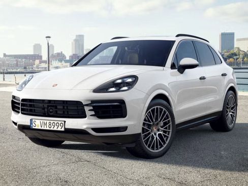 Used 2023 Porsche Cayenne S Platinum image 1